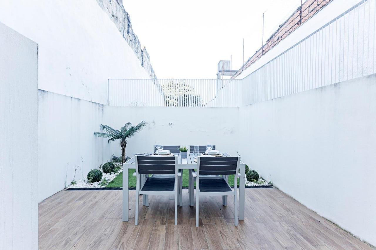 Wonderful Duplex W Private Patio & Ac By Lovelystay OOporto Exterior foto